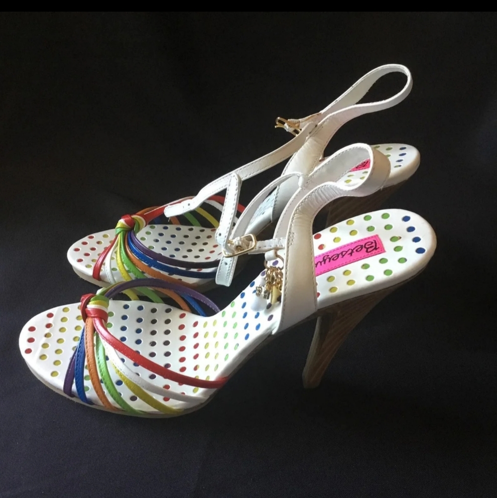 NEW Betseyville Betsey Johnson | White Strappy Y2k Rainbow Thin Strap Heels 8.5